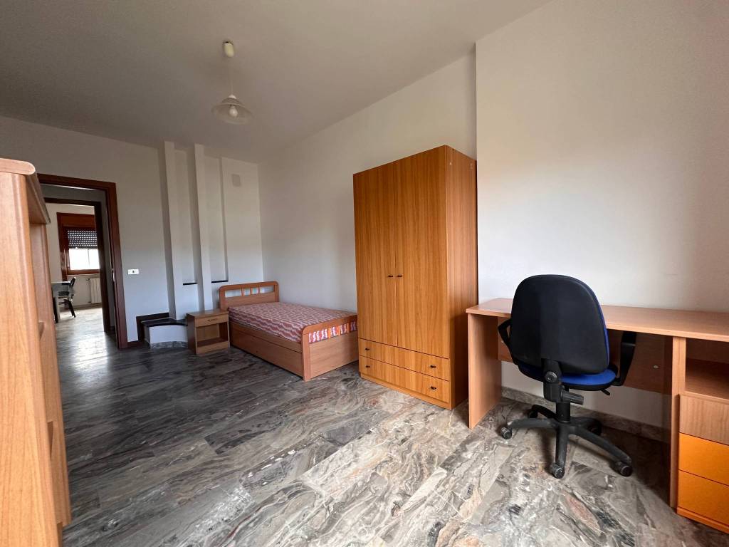 Appartamento a Rende in Via Giuseppe Verdi - Foto 3