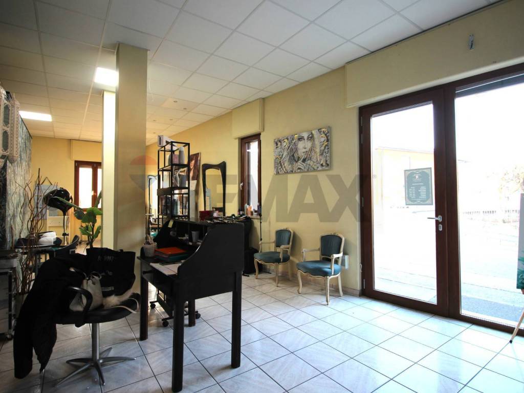 Immobile a Chieri in Via Einaudi, 3 - Foto 3