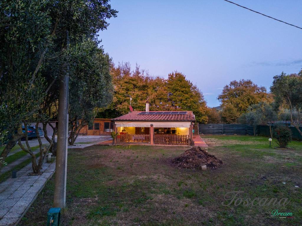 Villa a Gavorrano in Strada Provinciale Puntone - Foto 2