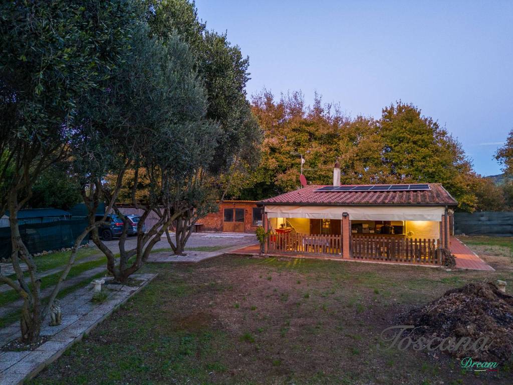 Villa a Gavorrano in Strada Provinciale Puntone - Foto 3