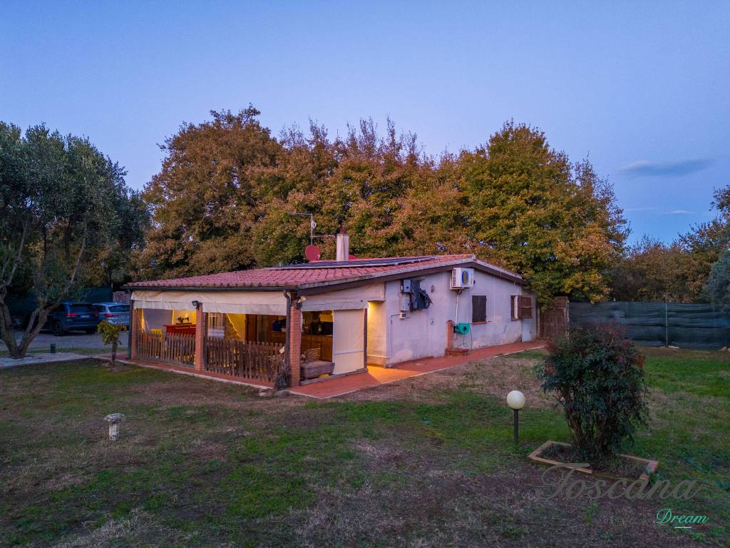 Villa a Gavorrano in Strada Provinciale Puntone - Foto 4