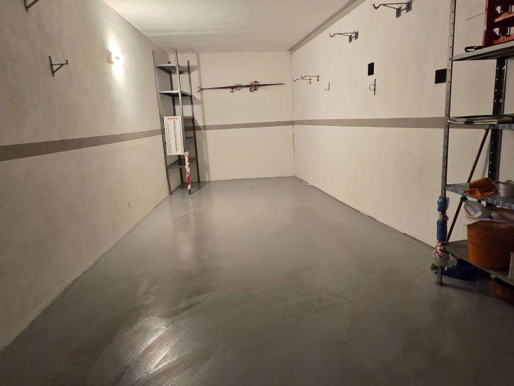 Box / garage a Cuneo in Piazza Giuseppe Biancani - Foto 4