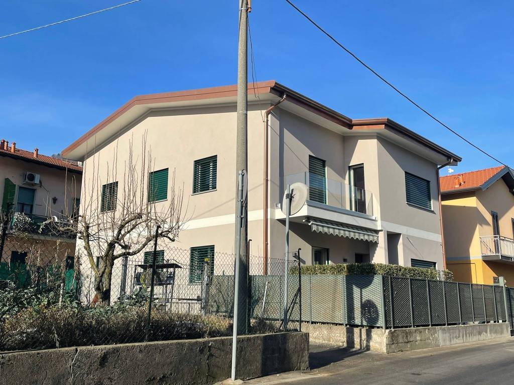 Villa a Arcisate - Foto 2