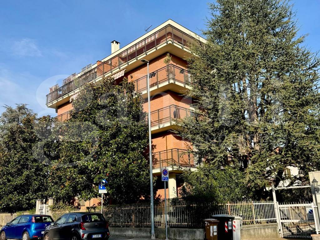Appartamento a Collegno in Via Latina - Foto 2