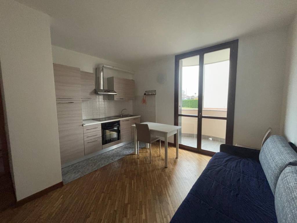 Appartamento a Gallarate in Via Tridentina, 5 - Foto 2