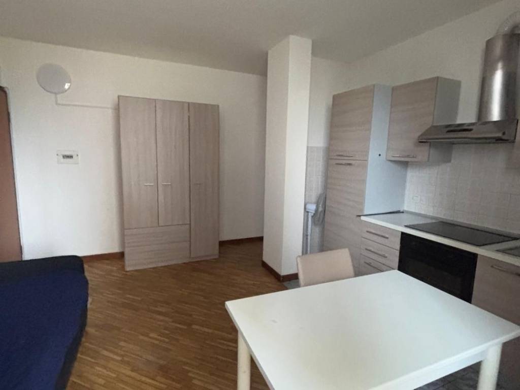 Appartamento a Gallarate in Via Tridentina, 5 - Foto 4