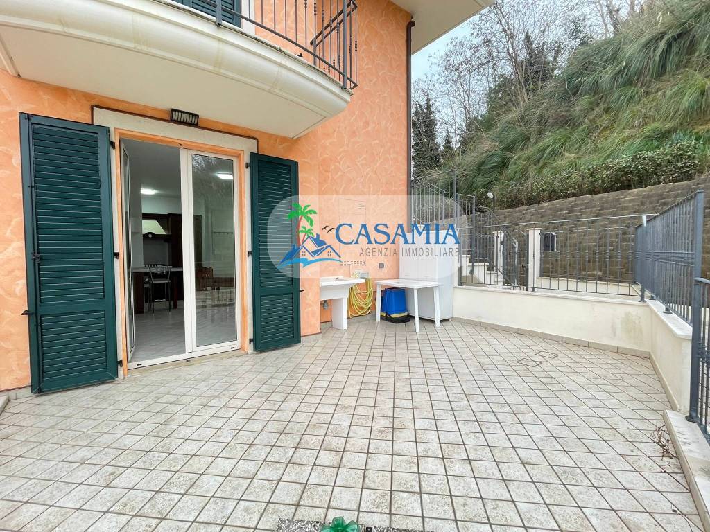 Appartamento a Cupra marittima in Via Umbria - Foto 4