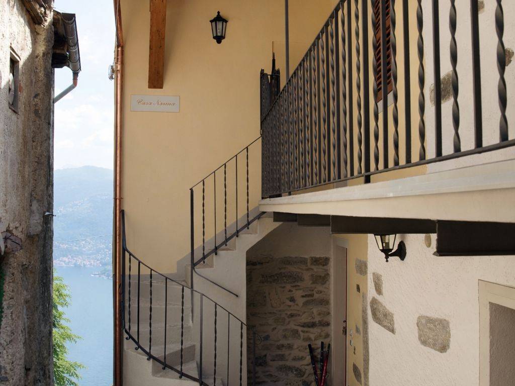Villa a Cannobio in Via alla Fonte, 14 - Foto 4