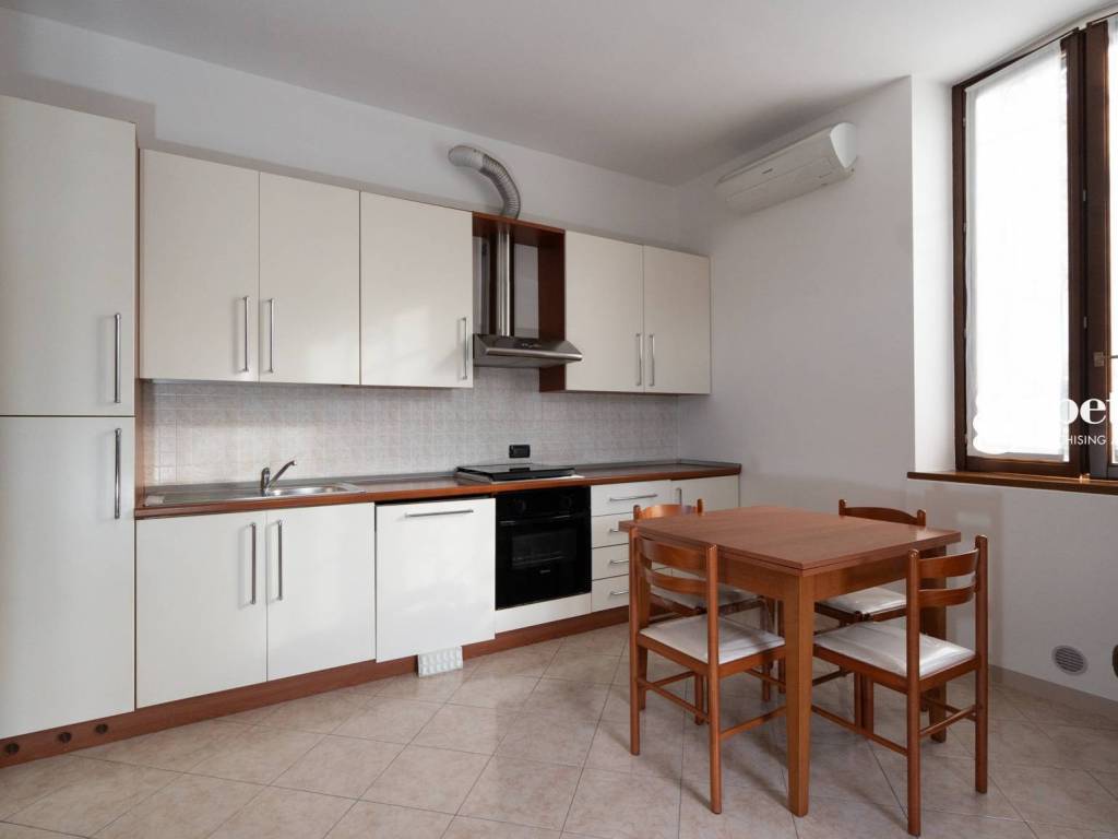 Appartamento a Merate in VIA CERRI, 61 - Foto 4
