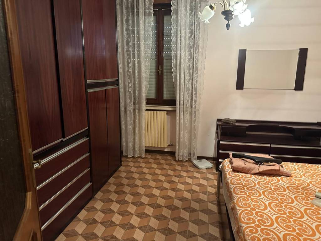 Appartamento a Vigevano in Viale Giuseppe Mazzini, 26 - Foto 2