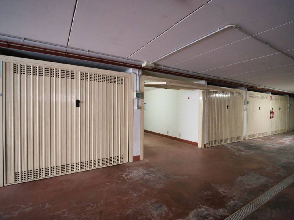 Box / garage a Albenga in Via Pisa, 61 - Foto 3