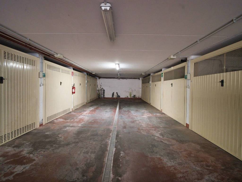 Box / garage a Albenga in Via Pisa, 61 - Foto 5