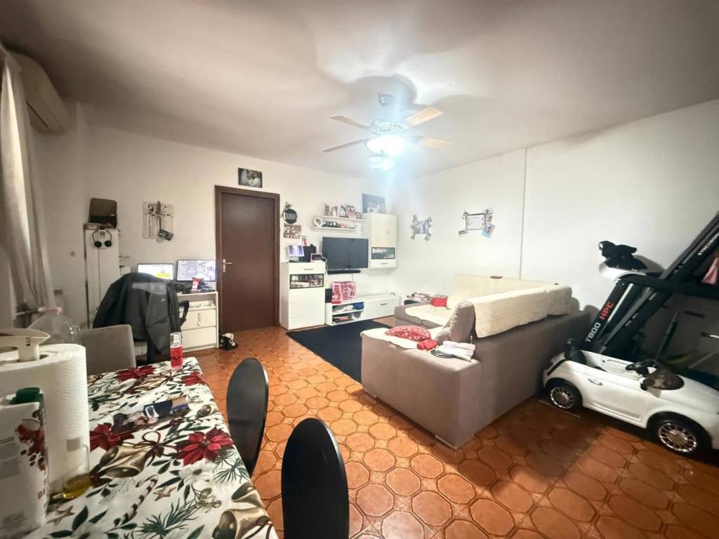 Appartamento a Orzinuovi in VIALE EUROPA , 11 - Foto 4