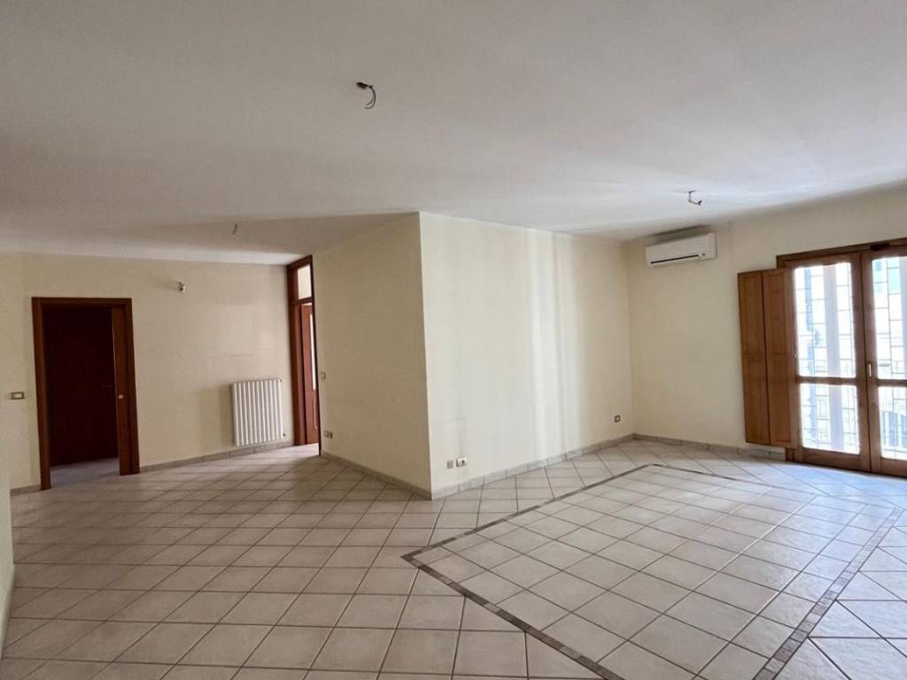 Appartamento a Avellino in Piazza della Libertà - Foto 3