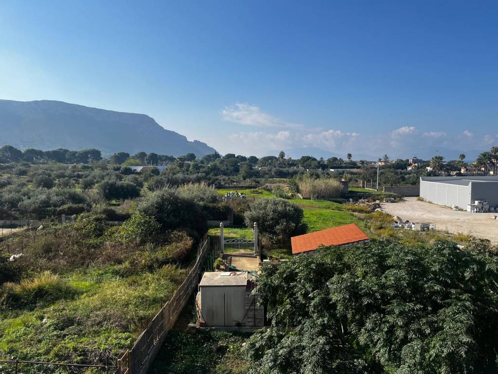 Appartamento a Cinisi in Via Imbriani - Foto 5
