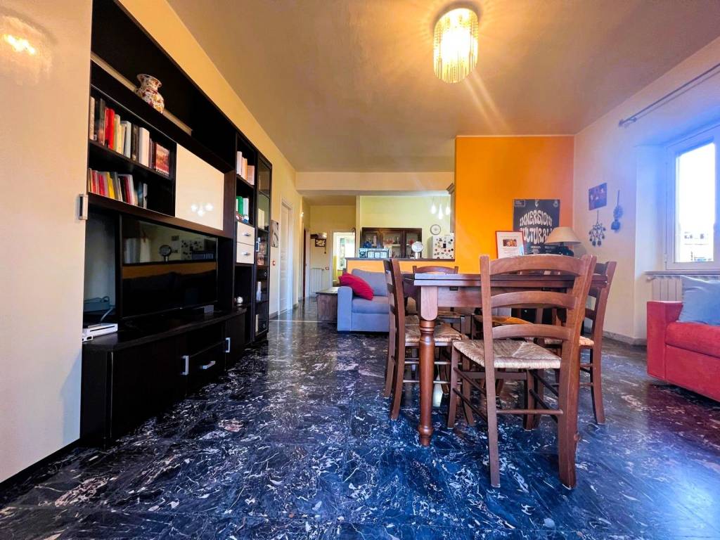 Appartamento a Follonica in Via Evangelista Torricelli - Foto 2