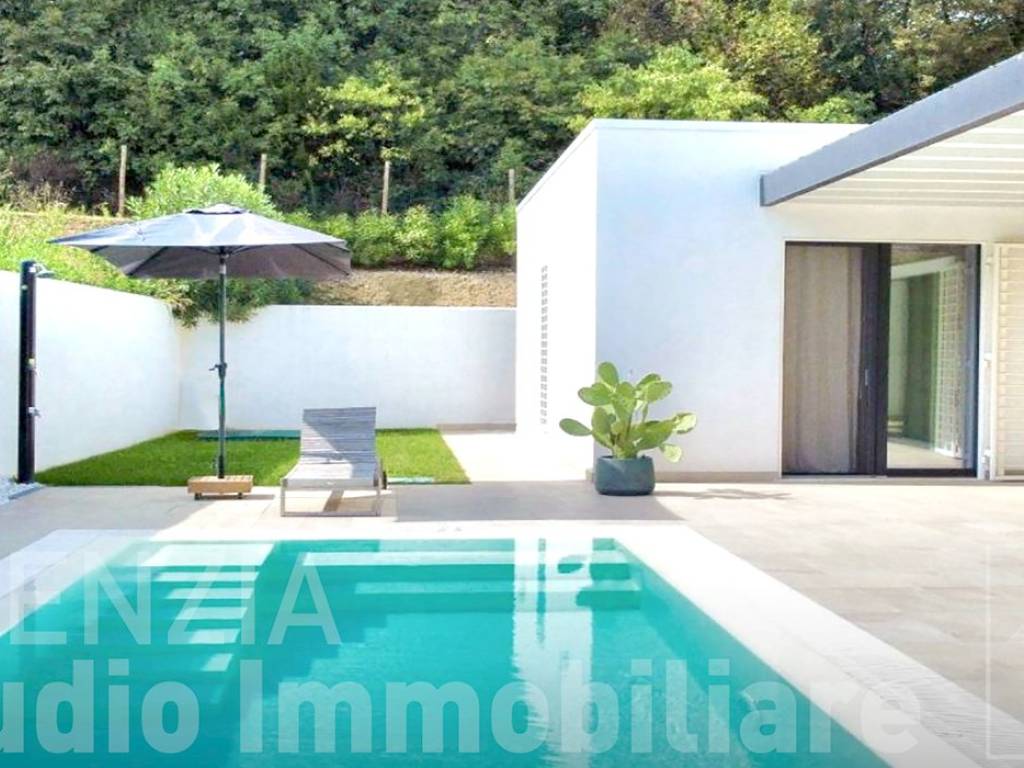 Villa a Padenghe sul garda in Via Caravigla - Foto 2