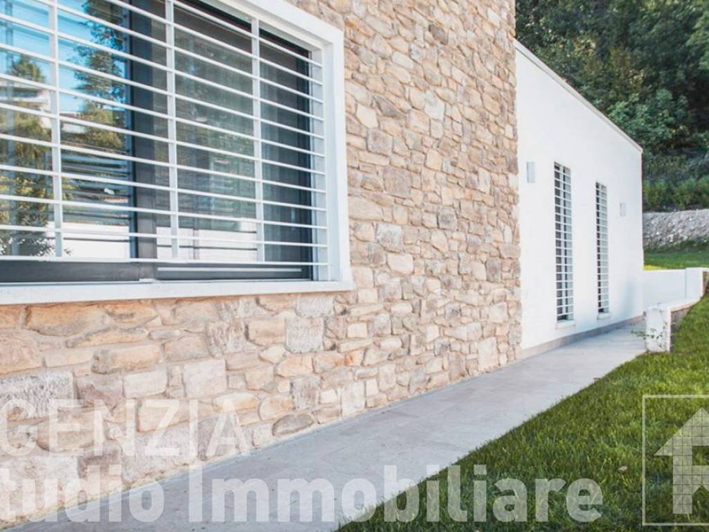 Villa a Padenghe sul garda in Via Caravigla - Foto 5