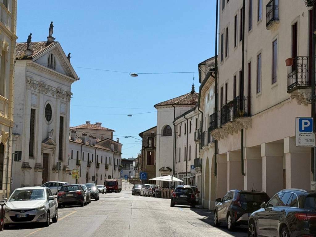 Appartamento a Vicenza in Contra' San Tomaso - Foto 2