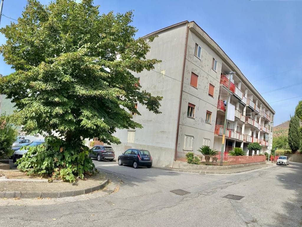 Appartamento a Cava de' tirreni in Via Pasquale di Domenico - Foto 2