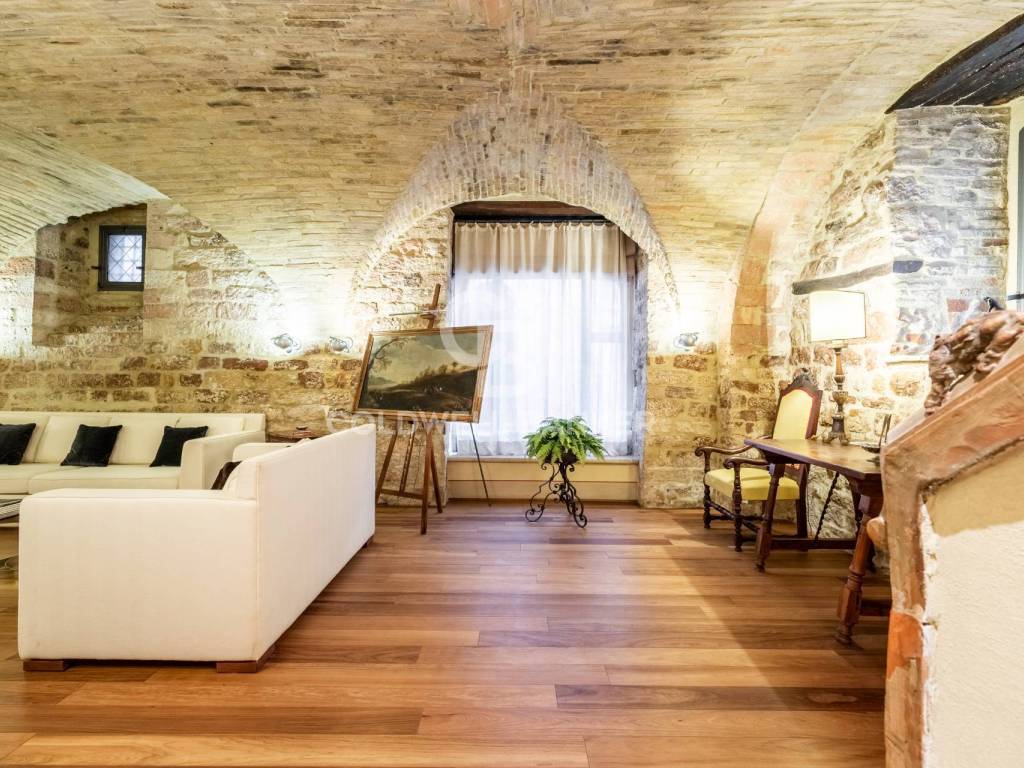 Appartamento a Assisi in Via Bernardo da Quintavalle, 18 - Foto 4