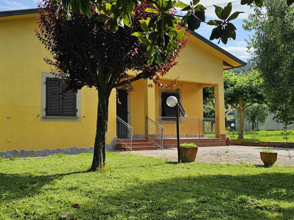 Villa a Porcari in Via Giannini - Foto 4