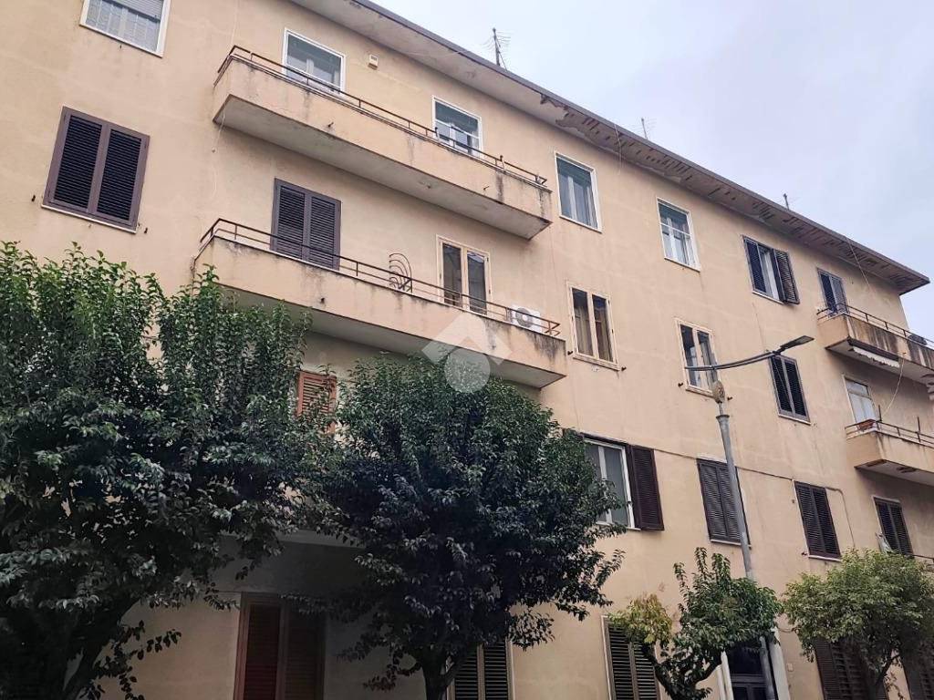 Appartamento a Caserta in Via Giovanni Patturelli, 31 - Foto 2