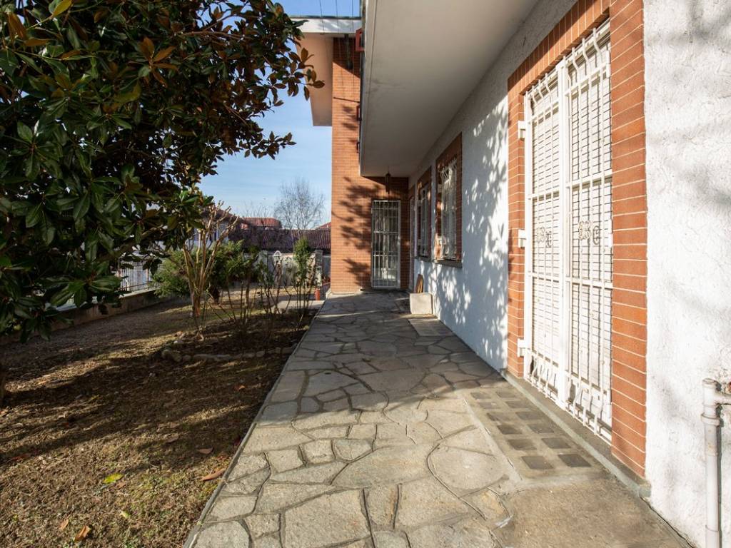 Villa a Moncalieri in Via Grazia Deledda, 10 - Foto 3