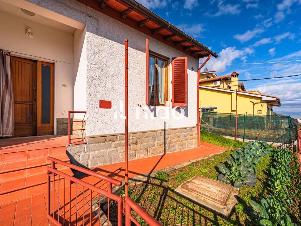 Villa a Carmignano in Via Chiti Carmignano - Foto 2