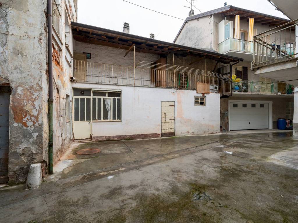 Villa a Dronero in Via Giuseppe Garibaldi, 6 - Foto 2