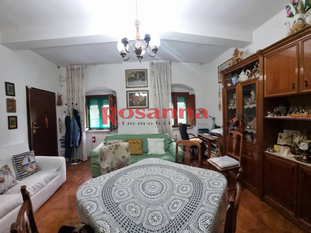 Appartamento a Livorno in Piazza Giuseppe Mazzini, , 53 - Foto 2