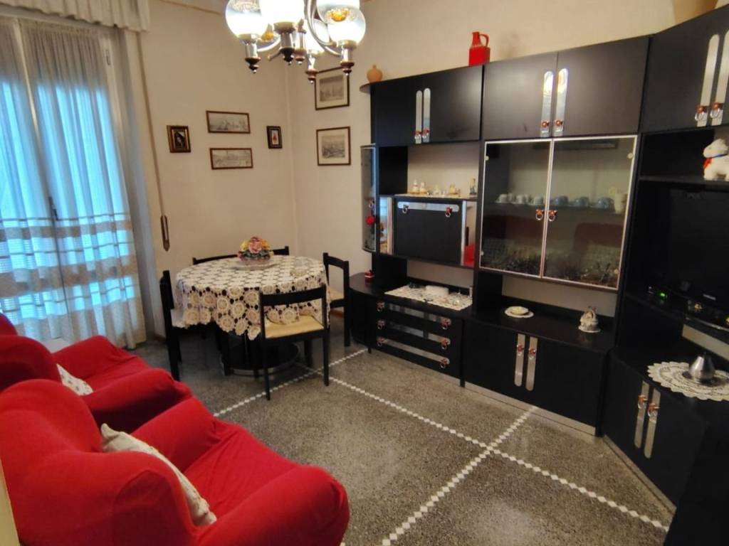 Palazzo / stabile a Genova in Via Santa Maria della Costa, 16 - Foto 2