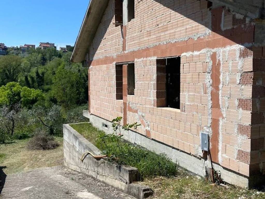 Rustico / casale a Frosinone in Via Montecassino - Foto 2