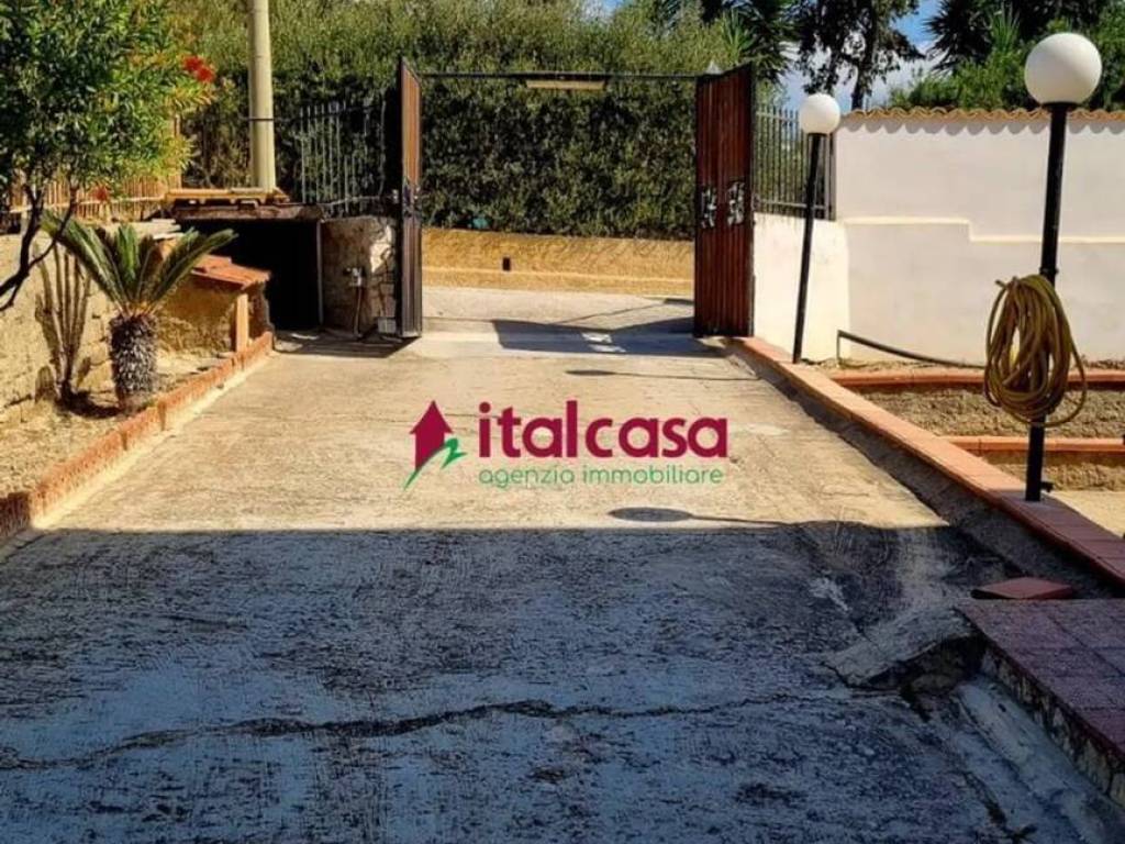 Villa a Realmonte in Via Giovanni Falcone No Number - Foto 3