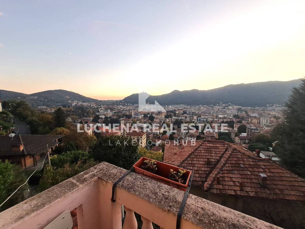 Appartamento a Como in Via per Brunate - Foto 5