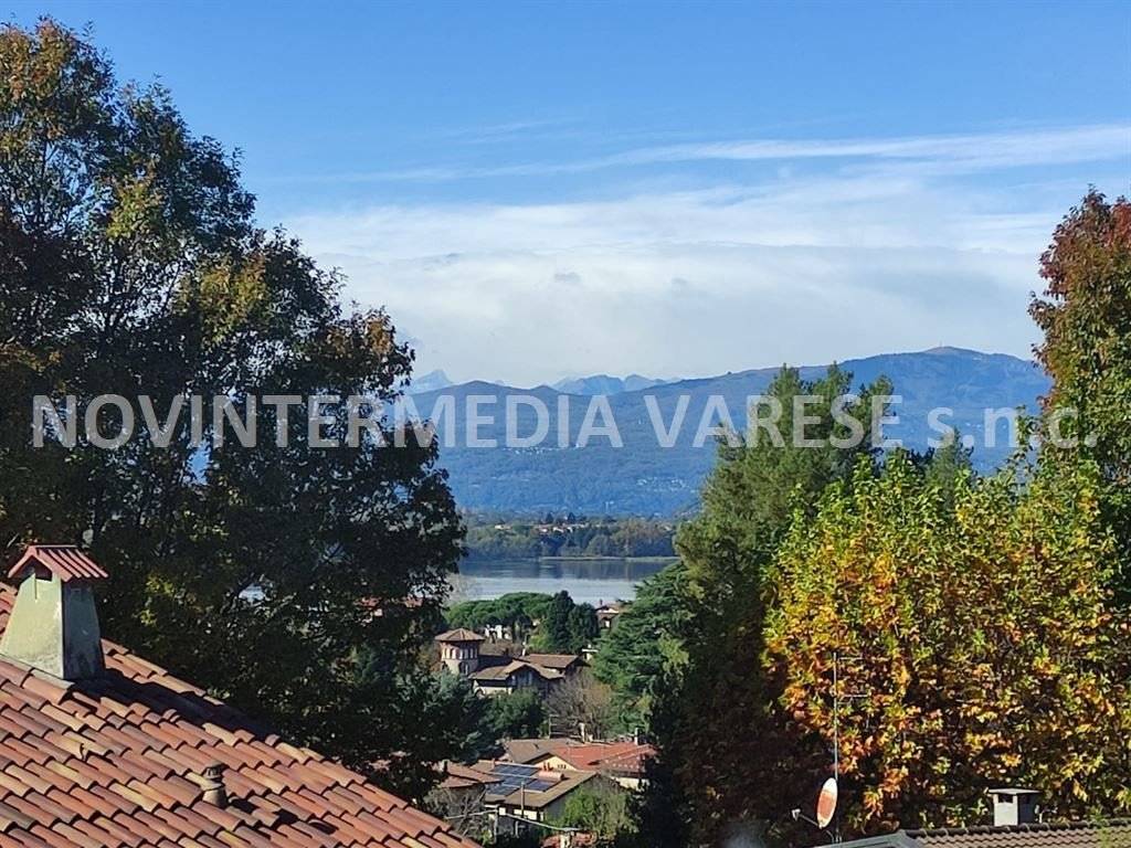 Villa a Gavirate in via S. S. Vitale e Agricola - Foto 3
