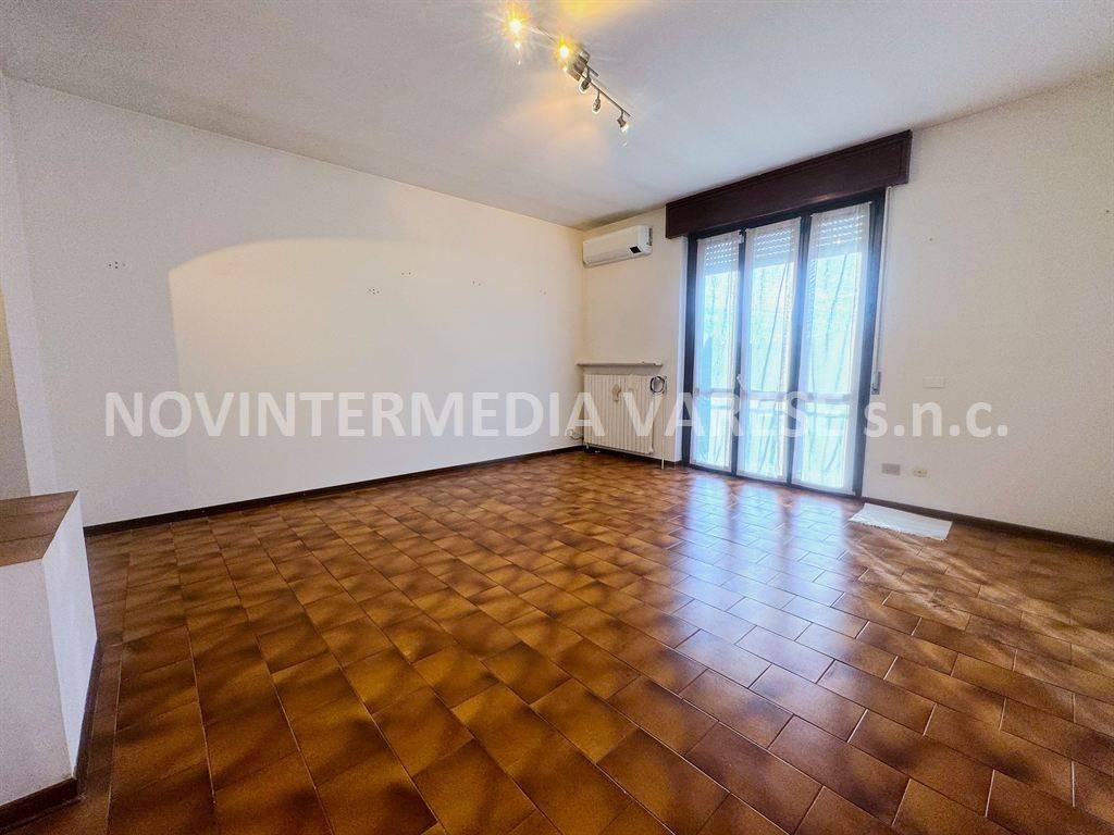 Appartamento a Induno olona in via Dei Realini, 23 - Foto 2