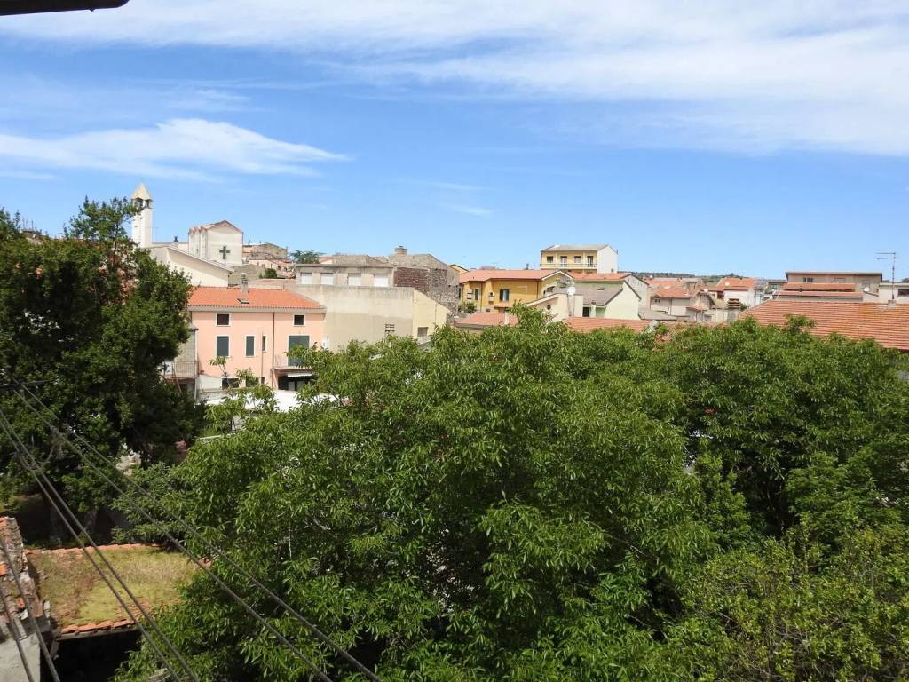 Appartamento a Macomer in Via Grazia Deledda - Foto 3