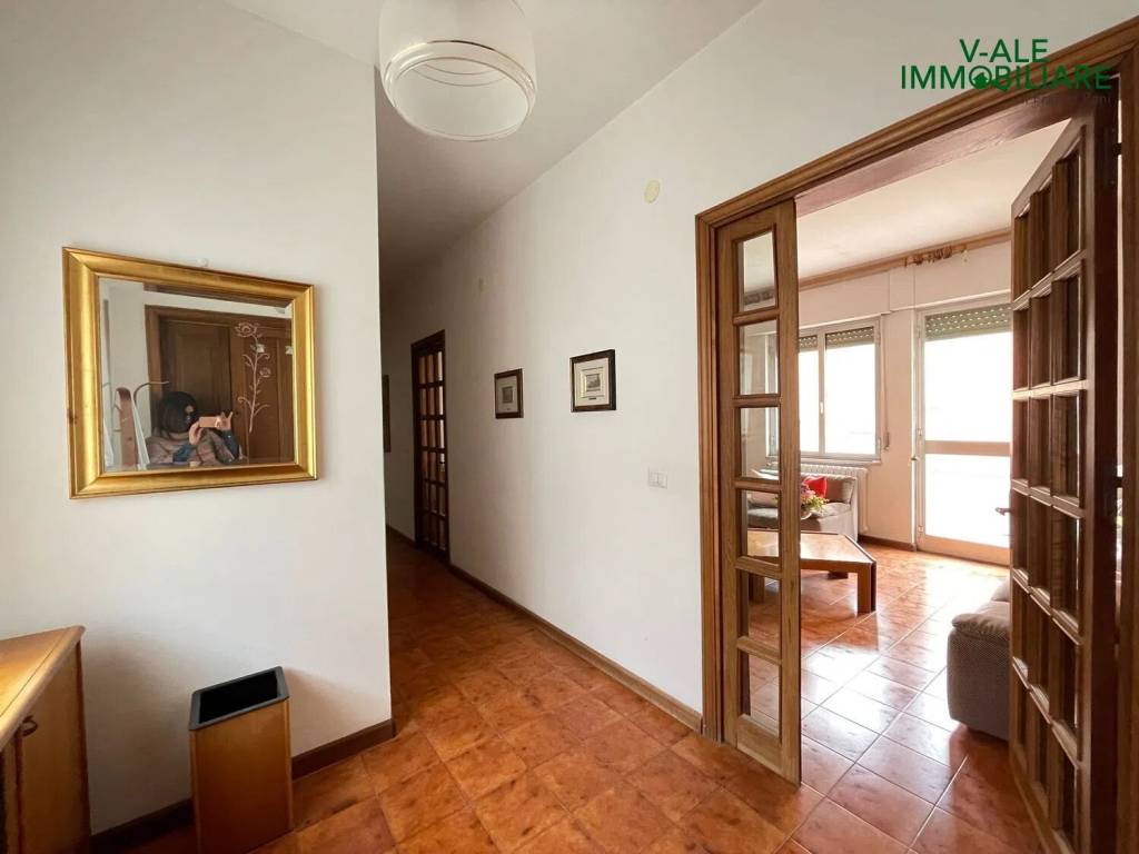 Appartamento a Macomer in Via Michelangelo Buonarroti, 1 - Foto 2