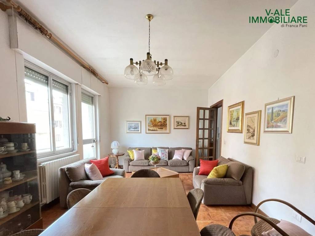 Appartamento a Macomer in Via Michelangelo Buonarroti, 1 - Foto 4