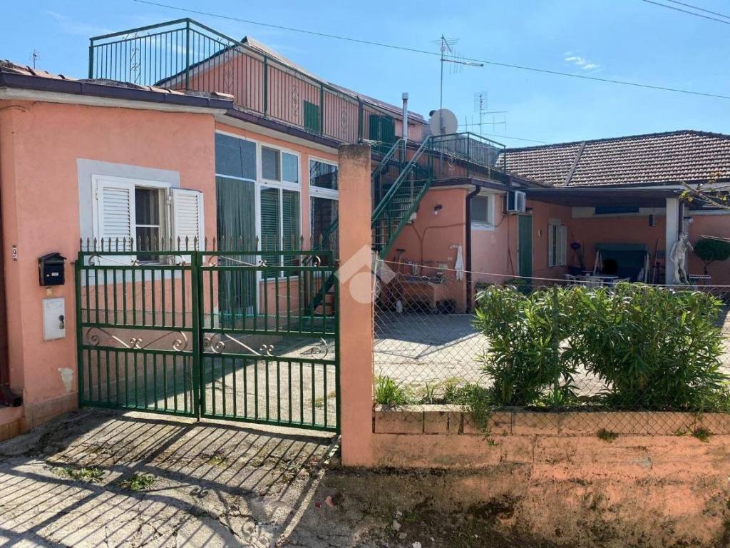 Casa indipendente a Sora in Via Ruscitto, 9 - Foto 3