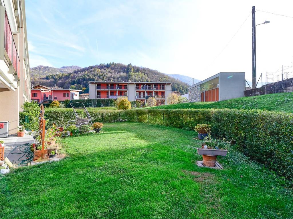 Appartamento a Valbrona in Via Campora, 5 - Foto 5