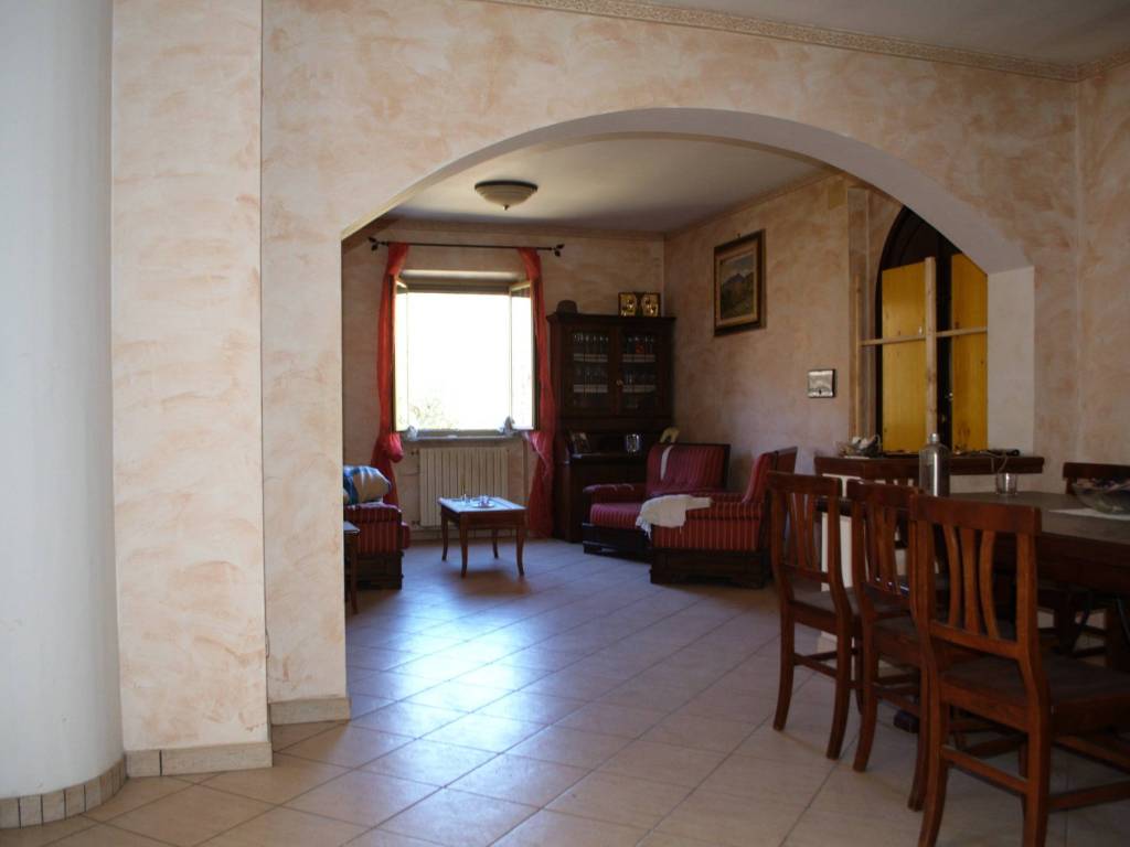 Villa a Alvito in Via Valle Massima - Foto 3