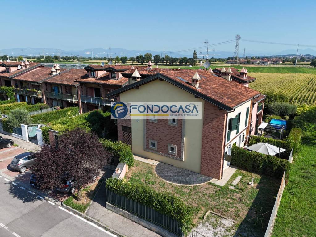 Villa a Lonato del garda in Via Malocco di sotto - Foto 3