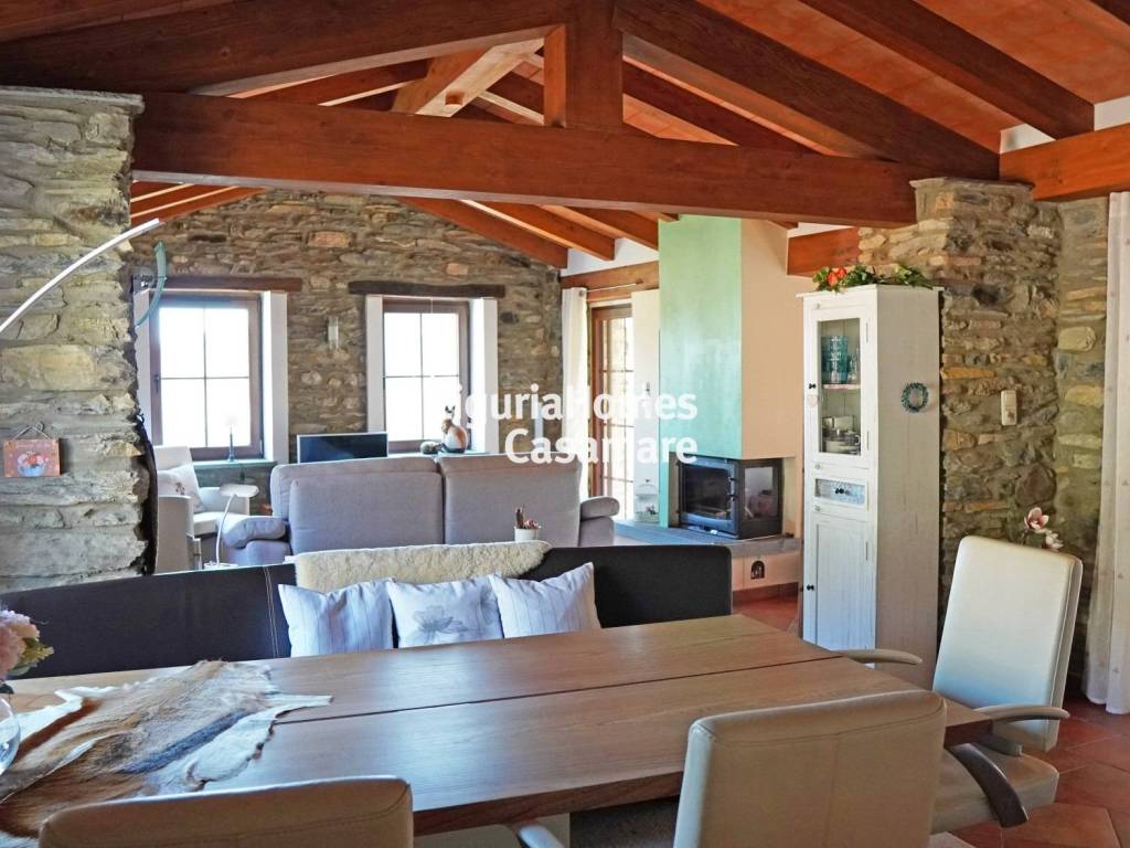 Villa a Rezzo in Via Camillo Benso di Cavour, 1 - Foto 4