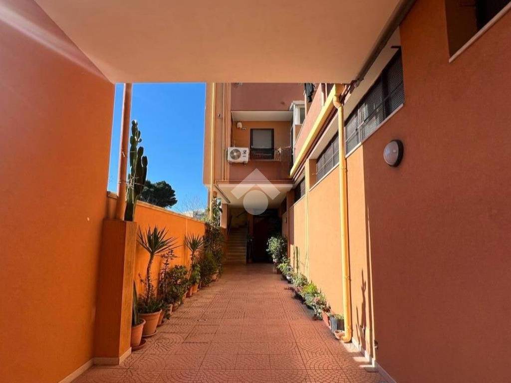 Appartamento a Brindisi in Via Monsignor Francesco de Filippis, 8 - Foto 4
