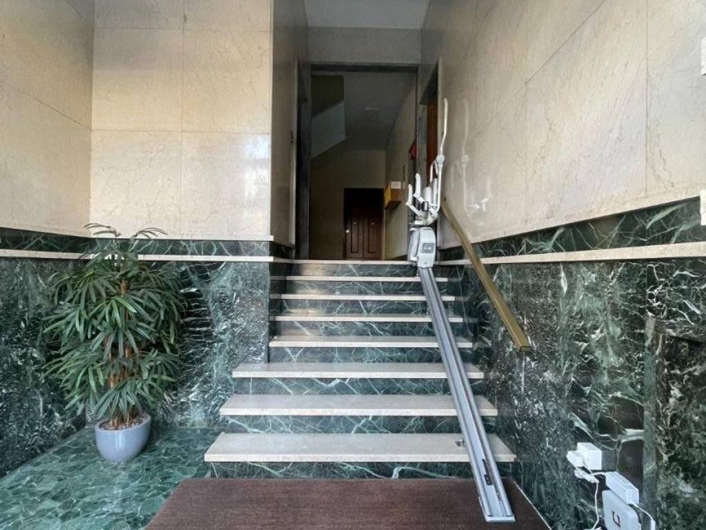 Appartamento a Genova in Via Piero Gobetti, 7 - Foto 2