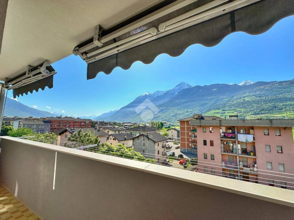 Appartamento a Aosta in Via volontari del sangue, 11 - Foto 3