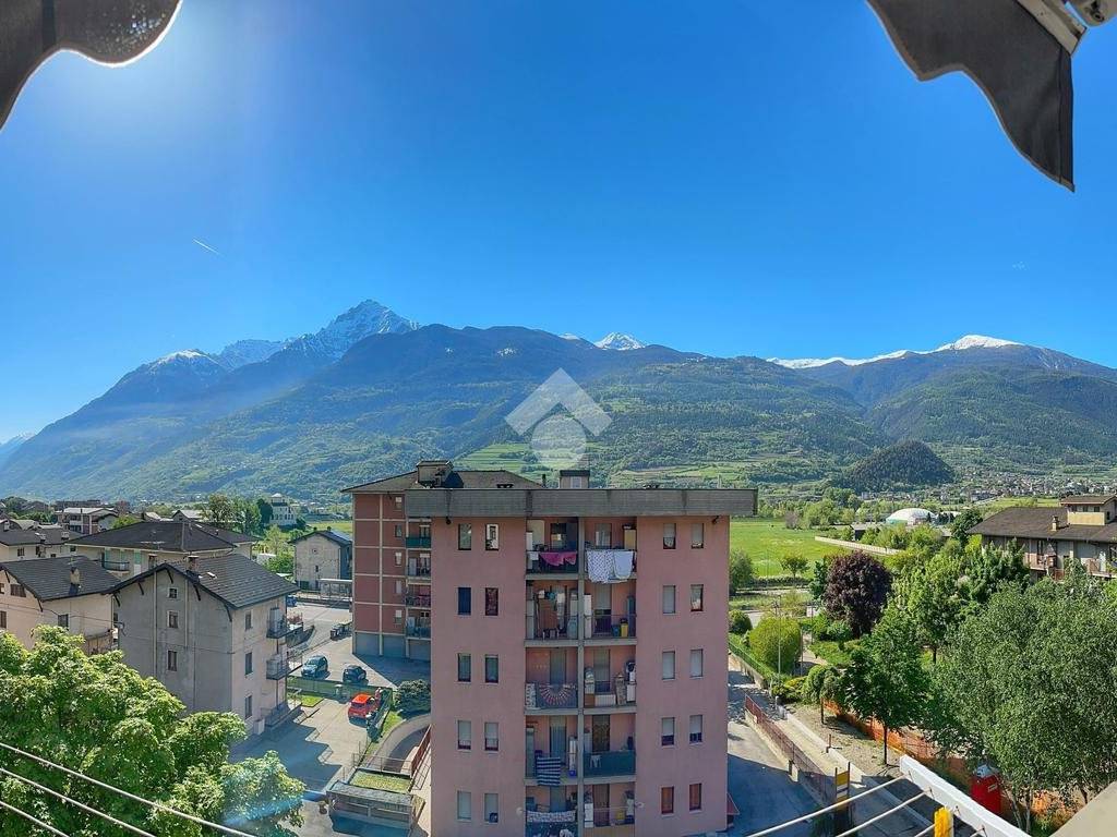 Appartamento a Aosta in Via volontari del sangue, 11 - Foto 4