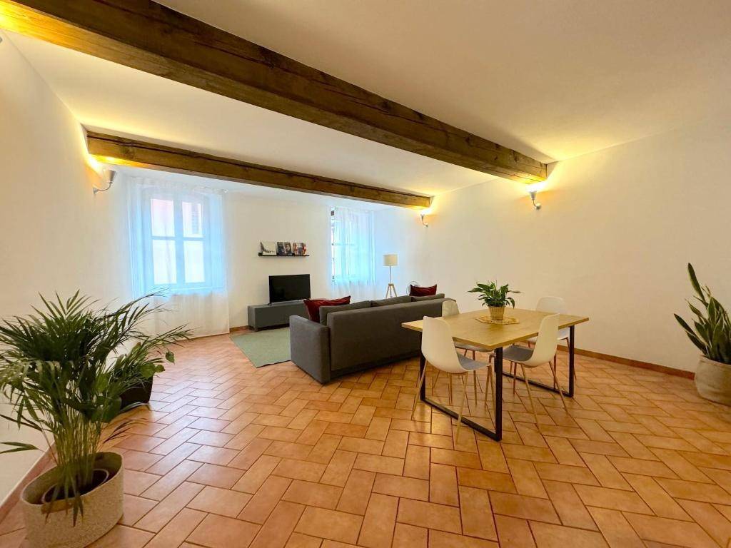 Appartamento a Parma in Strada Massimo d'Azeglio - Foto 2